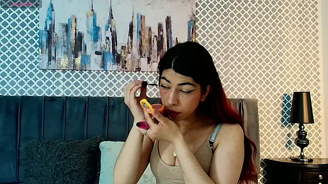 Snapshot of Cassie_bloom chatting on September 30, 3:22 am Cassie bloom online show from September 30, 3:22 am