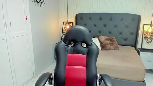 MEGANZARICK online show from October 23, 7:56 pm