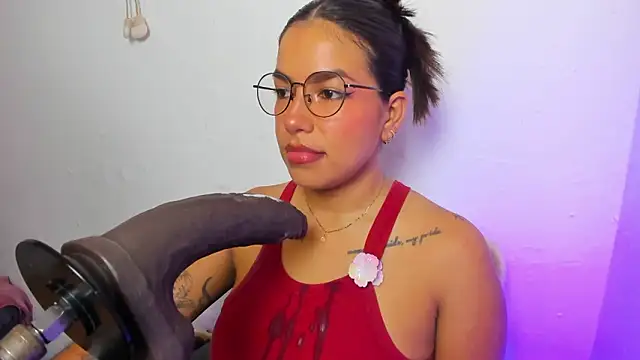 AngelaRicci online show from March 17, 7:17 pm