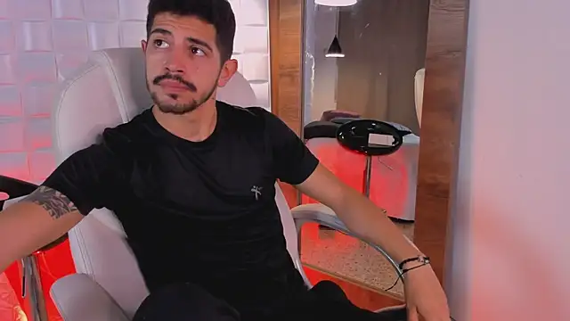 AlejandroStormm online show from September 10, 8:53 pm