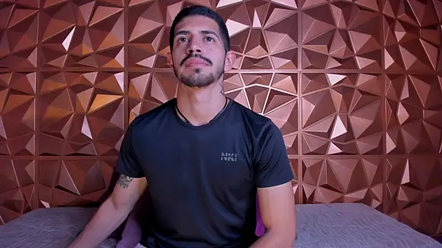 AlejandroStormm online show from November 9, 2:32 am