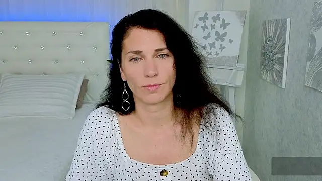 Snapshot of mylady_xenia chatting on June 25, 10:03 pm mylady xenia online show from June 25, 10:03 pm