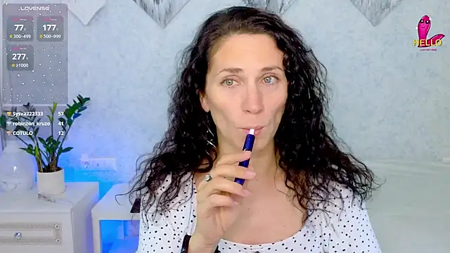 Snapshot of mylady_xenia chatting on July 19, 9:51 pm mylady xenia online show from July 19, 9:51 pm