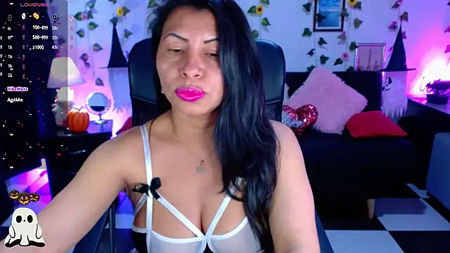 AbbyPrincessAGT online show from October 27, 11:52 pm