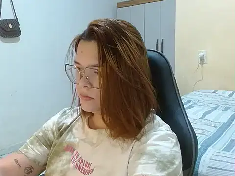 GoddessChaar online show from March 3, 11:00 am