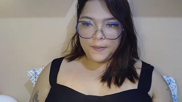 GoddessChaar online show from December 15, 10:14 pm