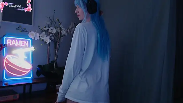 Snapshot of missjendare chatting on February 25, 8:03 am missjendare online show from February 25, 8:03 am