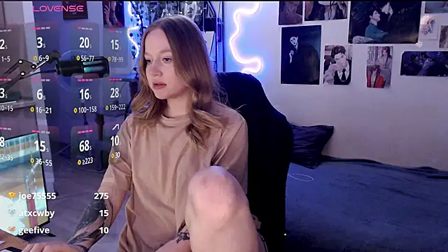 Snapshot of lissallor_ chatting on March 1, 6:13 am lissallor  online show from March 1, 6:13 am