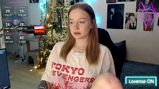 Snapshot of lissallor_ chatting on March 6, 1:24 pm lissallor  online show from March 6, 1:24 pm
