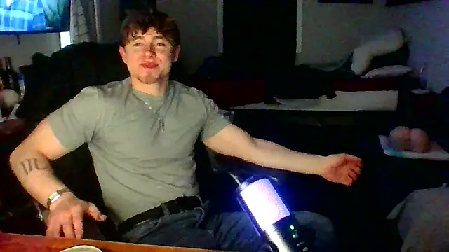 JCstrings online show from March 13, 7:09 am