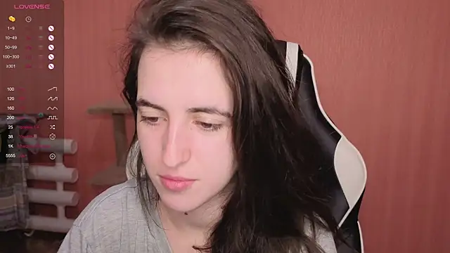 Snapshot of reaiss chatting on October 3, 3:14 am reaiss online show from October 3, 3:14 am