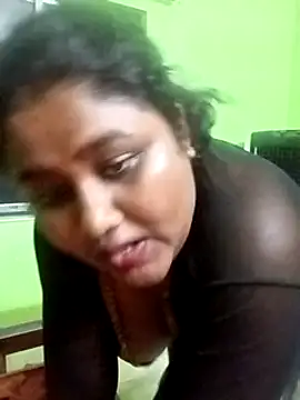 horny diana online show from March 4, 11:32 pm