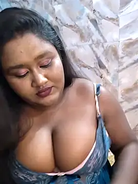 horny diana online show from April 4, 5:32 pm