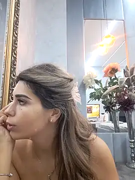 Bella Posh online show from October 20, 4:35 am