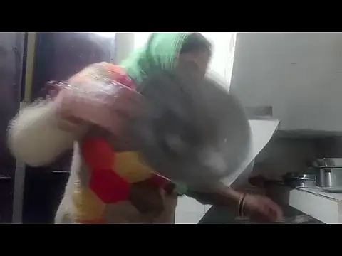 longsexji online show from January 6, 5:05 pm