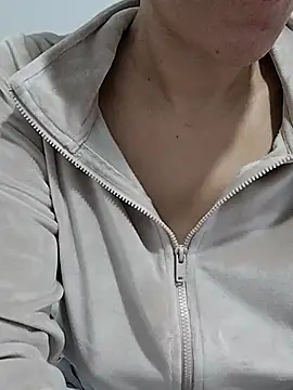 BUSE8821 online show from October 16, 9:38 pm