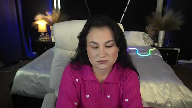 LilyFoxyy online show from November 15, 1:51 pm