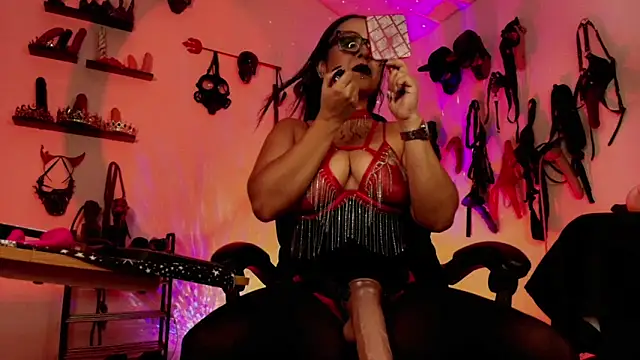 veresskaardila77 online show from March 14, 6:35 pm