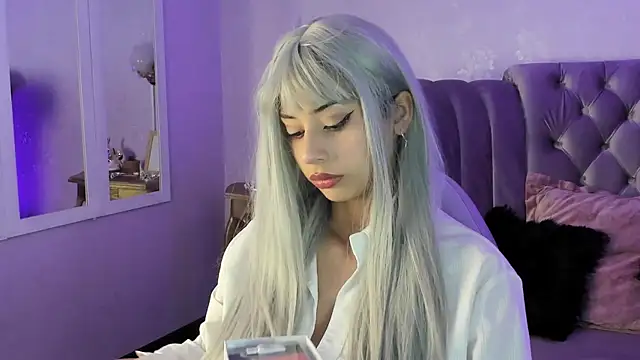 Seren Bleck online show from September 17, 3:19 am