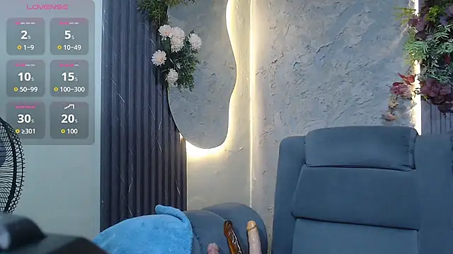 denise babe  online show from December 21, 4:52 am