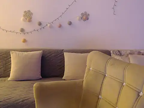 YourfantasyGiuly online show from June 25, 6:56 pm