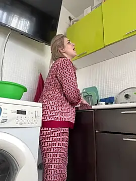 Lusi Luxary online show from March 17, 10:06 am