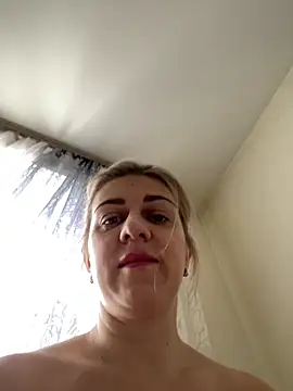 Lusi Luxary online show from November 13, 5:17 am