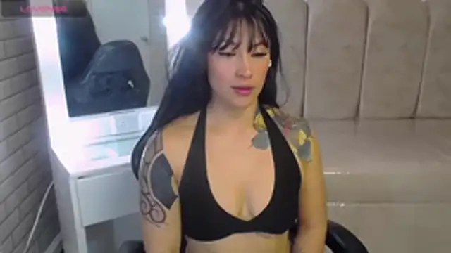 Isabella Collen v online show from April 17, 1:14 pm