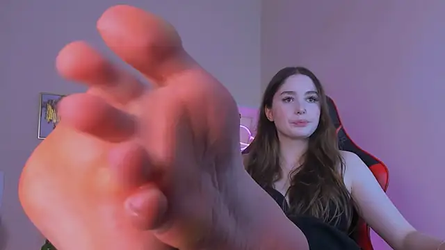 hazel sullivan online show from September 22, 4:31 pm