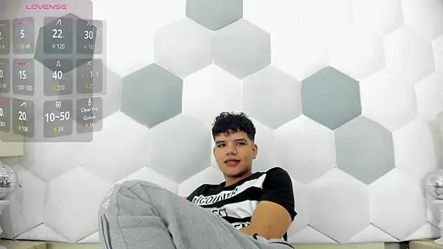 Axel Forte online show from November 12, 1:22 pm