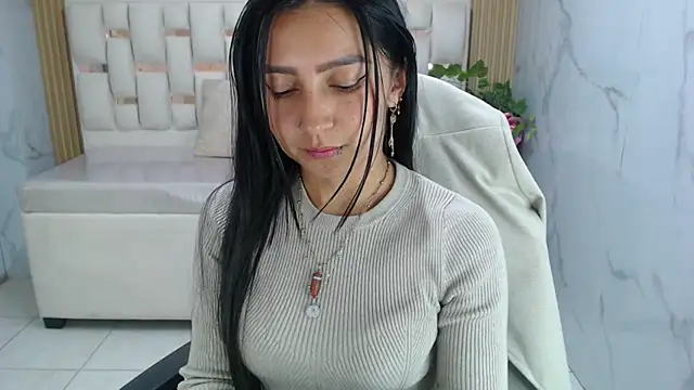 madhison klain s online show from April 12, 3:55 am