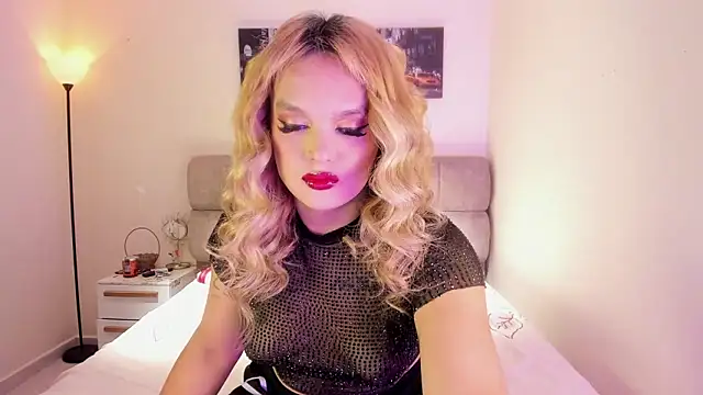 Snapshot of ScarletThompsonx chatting on October 4, 12:30 am ScarletThompsonx online show from October 4, 12:30 am