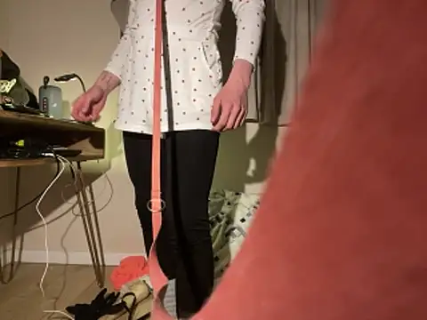 femboybandi online show from March 7, 1:02 am