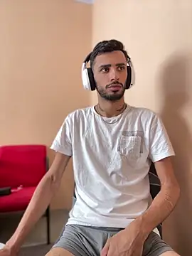 Snapshot of iendriw chatting on March 14, 1:35 pm iendriw online show from March 14, 1:35 pm