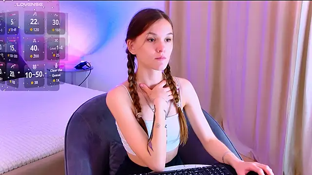 Snapshot of Amber_Rogers chatting on October 11, 2:26 pm Amber Rogers online show from October 11, 2:26 pm