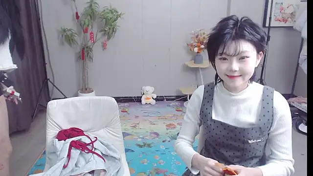 Snapshot of Facai55555 chatting on March 6, 11:03 am Facai55555 online show from March 6, 11:03 am