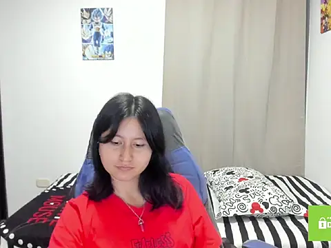 Snapshot of xoxo_kiitty chatting on October 17, 1:31 am xoxo kiitty online show from October 17, 1:31 am