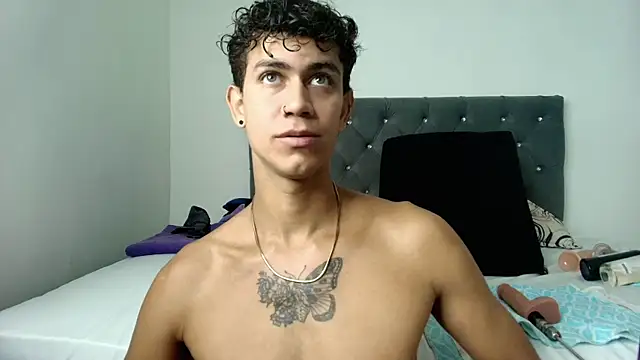 Maximiliano  Fire online show from February 12, 7:09 pm