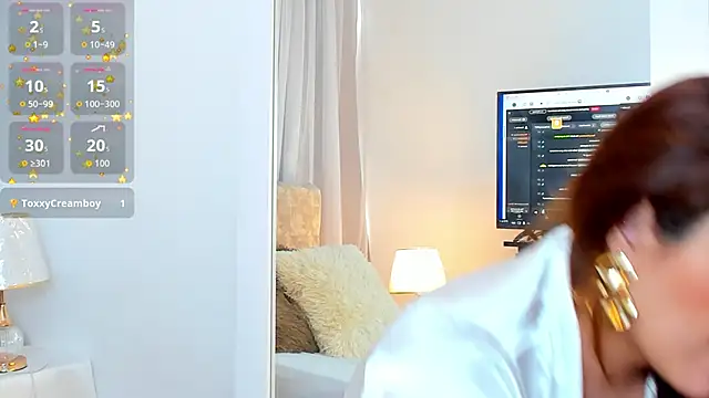 isabellarous- online show from September 29, 7:51 pm