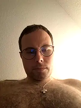 Simonudist online show from February 4, 10:26 pm