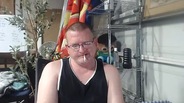 Randomoldguy615 online show from March 15, 12:04 am