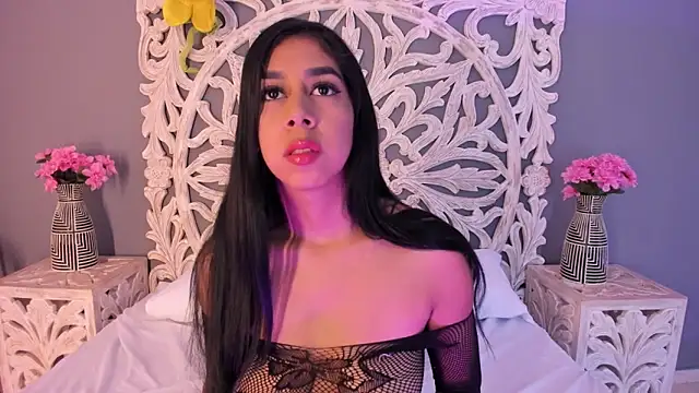 Snapshot of AnnieGibbyns chatting on February 11, 8:14 pm AnnieGibbyns online show from February 11, 8:14 pm