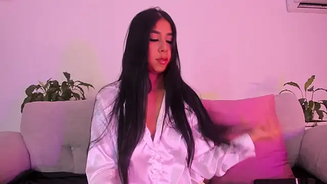 Snapshot of AnnieGibbyns chatting on March 1, 8:44 pm AnnieGibbyns online show from March 1, 8:44 pm