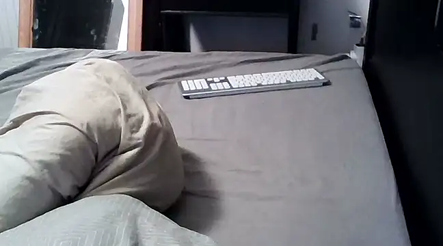 Snapshot of Gaybud chatting on March 14, 5:57 pm Gaybud online show from March 14, 5:57 pm