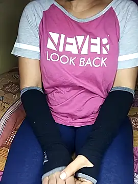 Snapshot of geetha_telugu_kan277 chatting on September 9, 1:21 pm geetha telugu kan277 online show from September 9, 1:21 pm