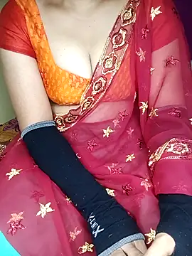 Snapshot of geetha_telugu_kan277 chatting on October 31, 4:52 pm geetha telugu kan277 online show from October 31, 4:52 pm