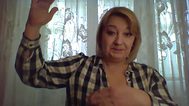 ArielXLoveresss online show from March 5, 8:32 am