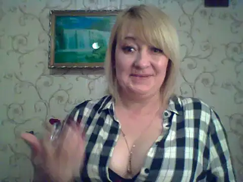 ArielXLoveresss online show from March 10, 3:20 pm