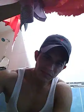 Snapshot of cachondo93 chatting on March 12, 12:53 am cachondo93 online show from March 12, 12:53 am