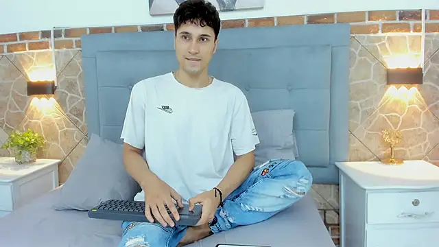 buddy whitte online show from March 12, 1:19 pm